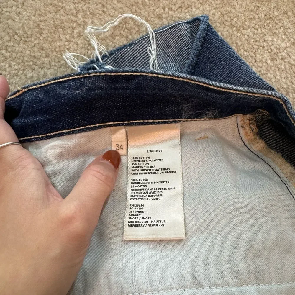 Women’s L’agence Audrey Mid Rise Denim Shorts Sz 34 NWT - Picture 3 of 4